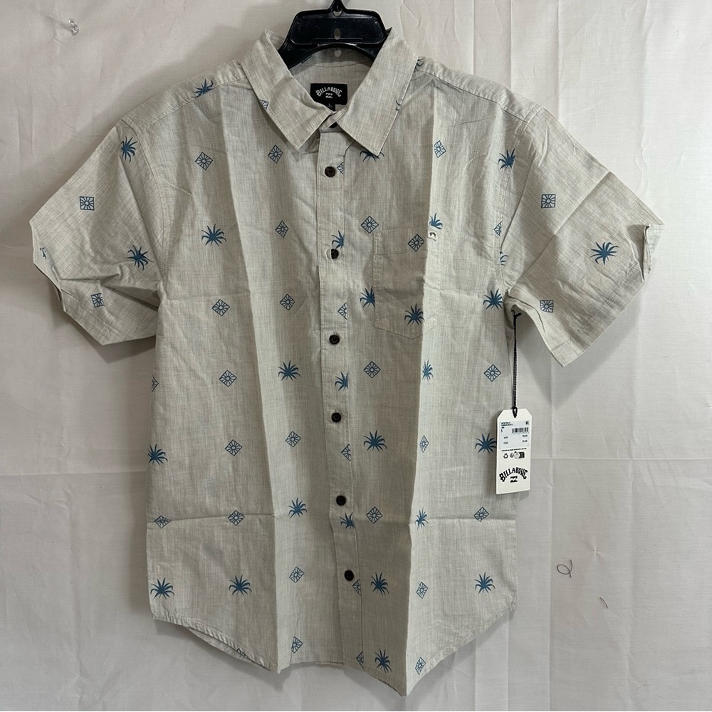 Billabong Men’s Sundays Mini Short Sleeve Casual Button Down Shirt Small
